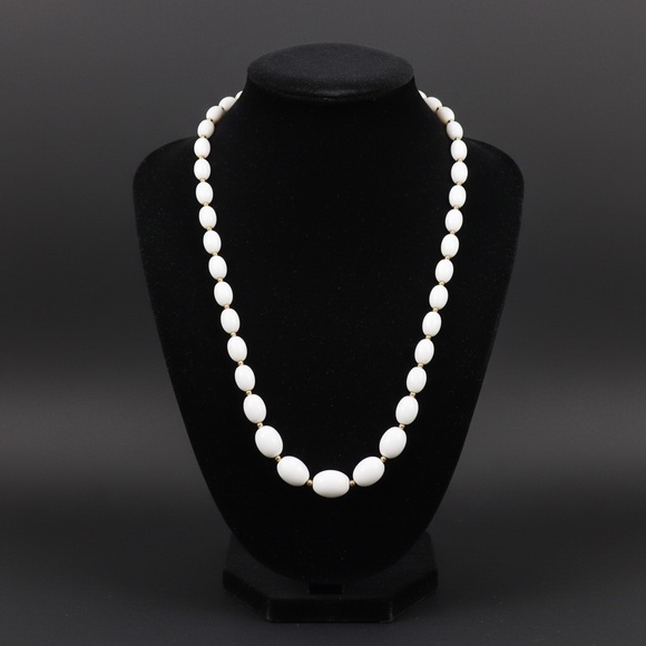 Monet Jewelry - Monet Vintage Elegant White Beaded Necklace trend 2026